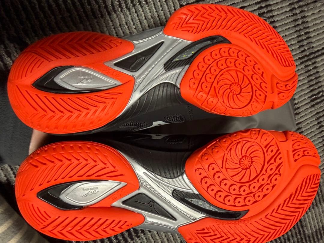 Mizuno WAVE CLAW EL 2 バドミントンシューズ【24cm】