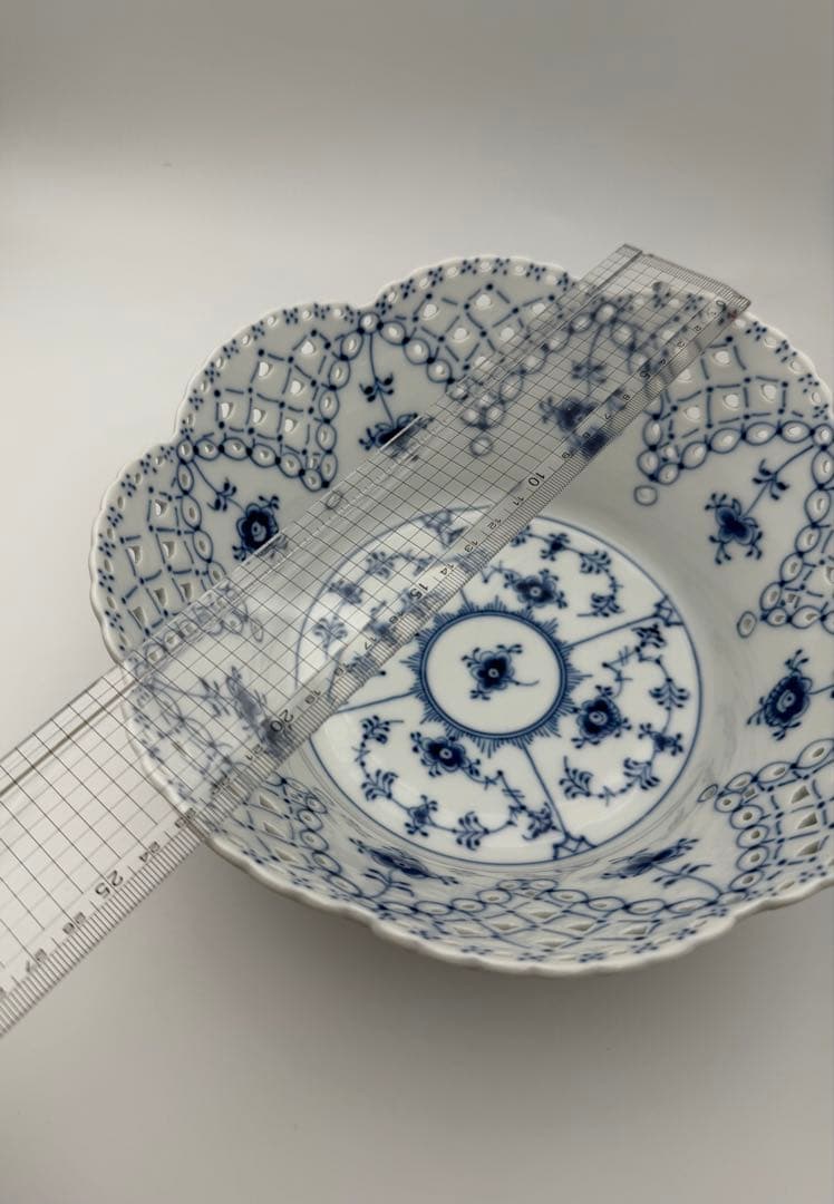 ロイヤルコペンハーゲン　レース　フルーツボウ