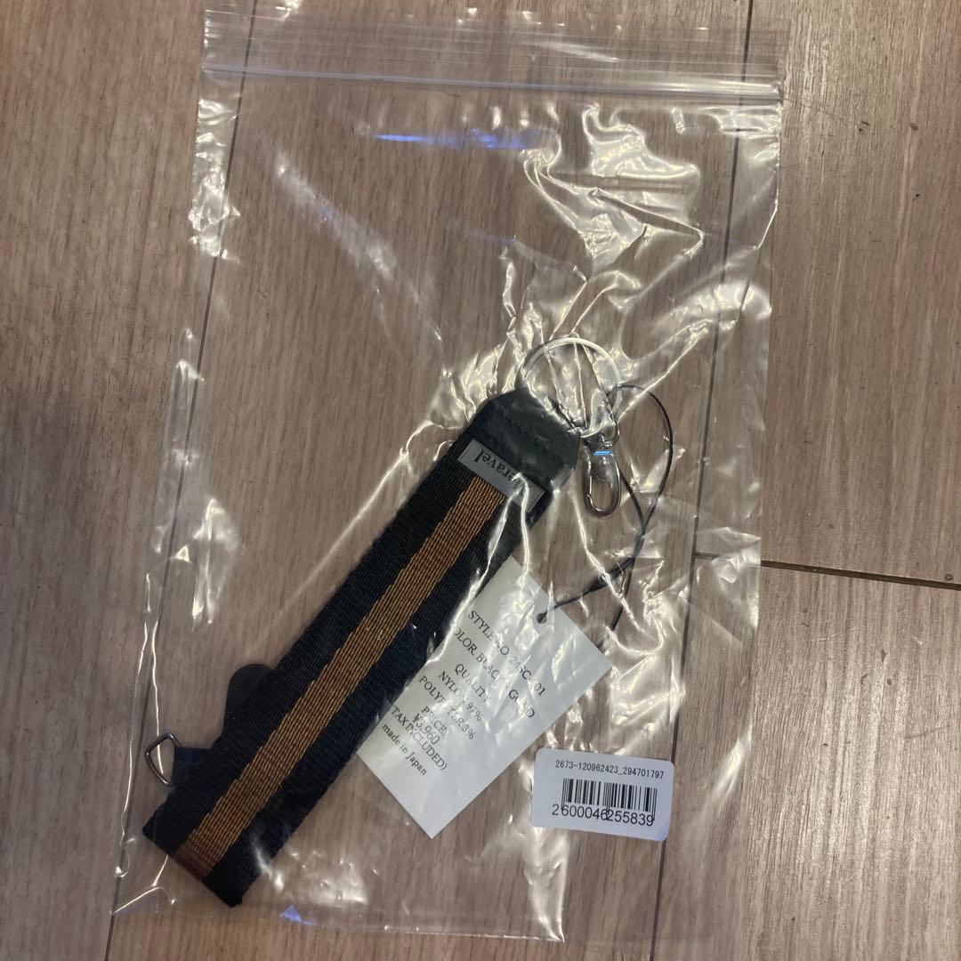 【新品・タグ付き】Meravel multi strap ベージュ　ブラウン