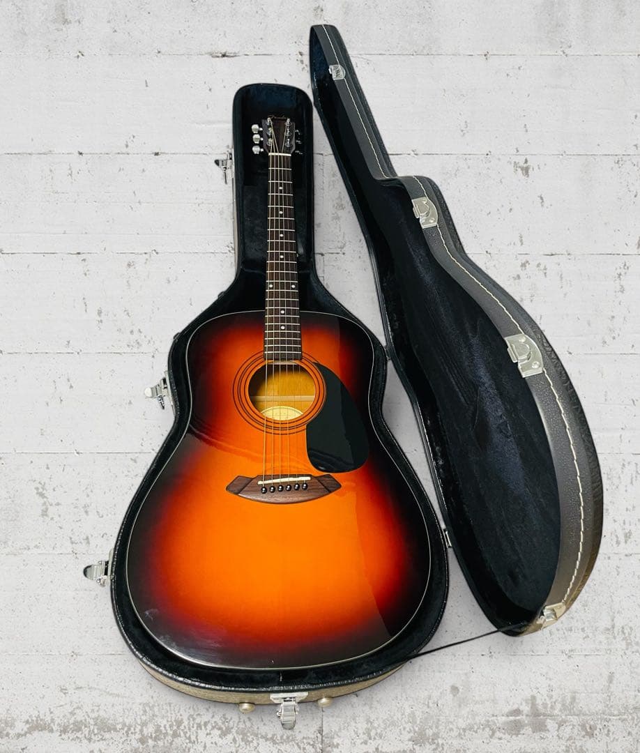 （美品）Fender CD-60 アコースティックギター 純正ハードケース付