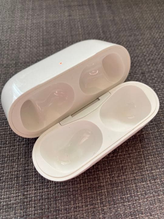 ※充電ケースのみ※ Apple AirPods Pro