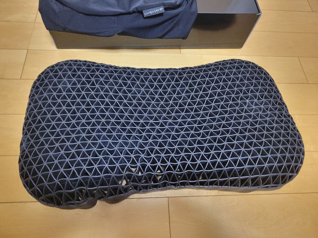 ヒツジのいらない枕　極柔 ブラックレーベル 最上位モデル