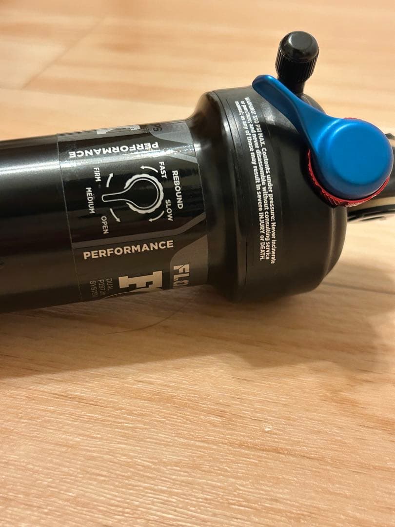 マ*ス様 FOX FLOAT DPS Levo SL comp carbon 2