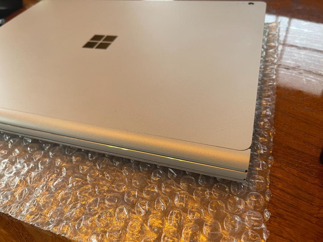 美品）Microsoft Surface Book 2 Ci5/8/128/13