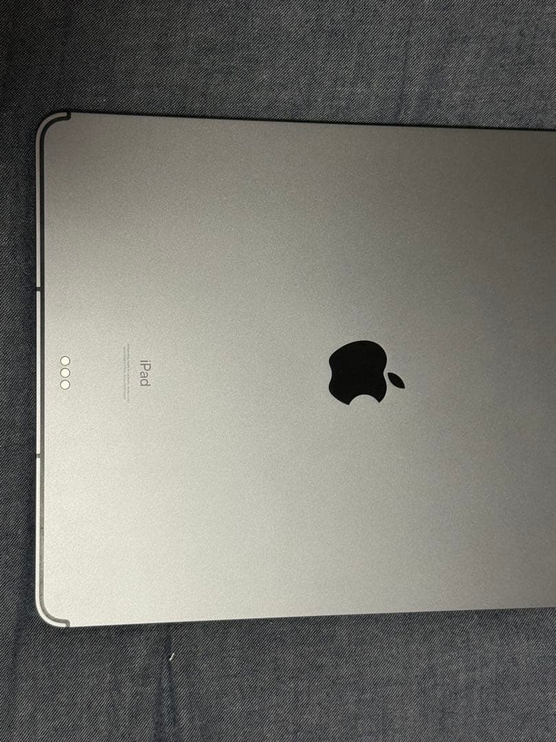 Apple iPad Pro 第5世代 12.9インチスペースグレイ　128GB