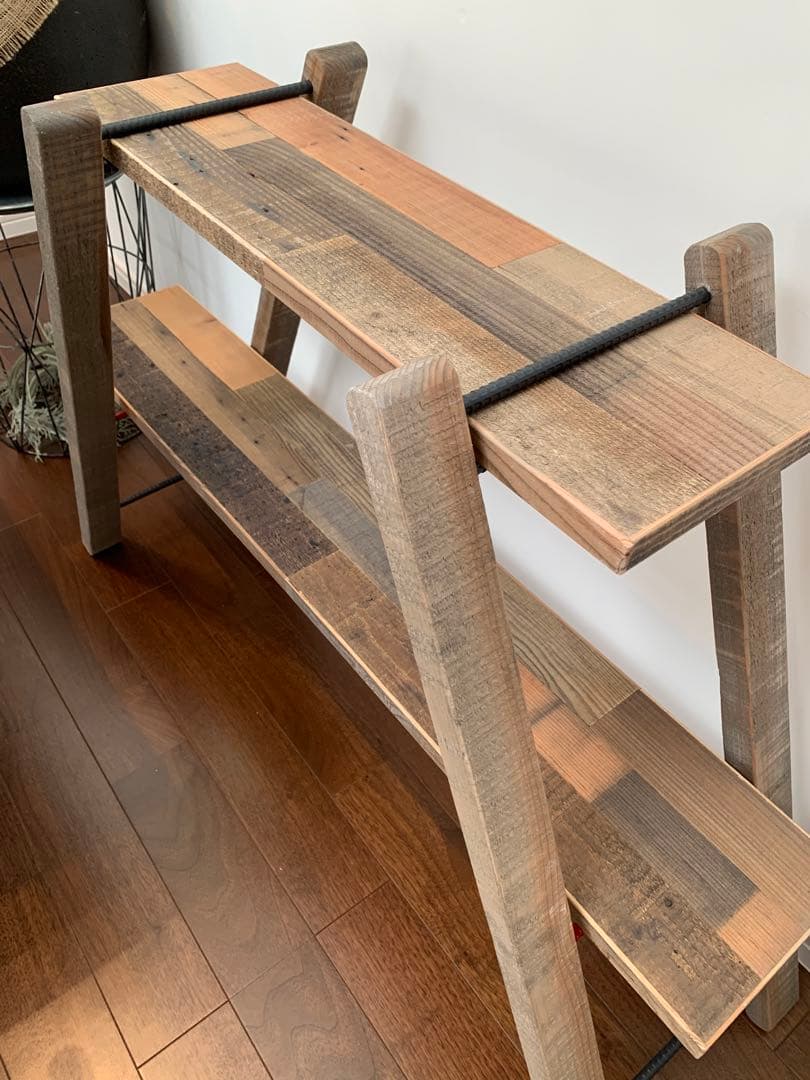 インテリア家具　シェルフ　ディスプレイ　アンティーク ウッド　古木 キャンプ