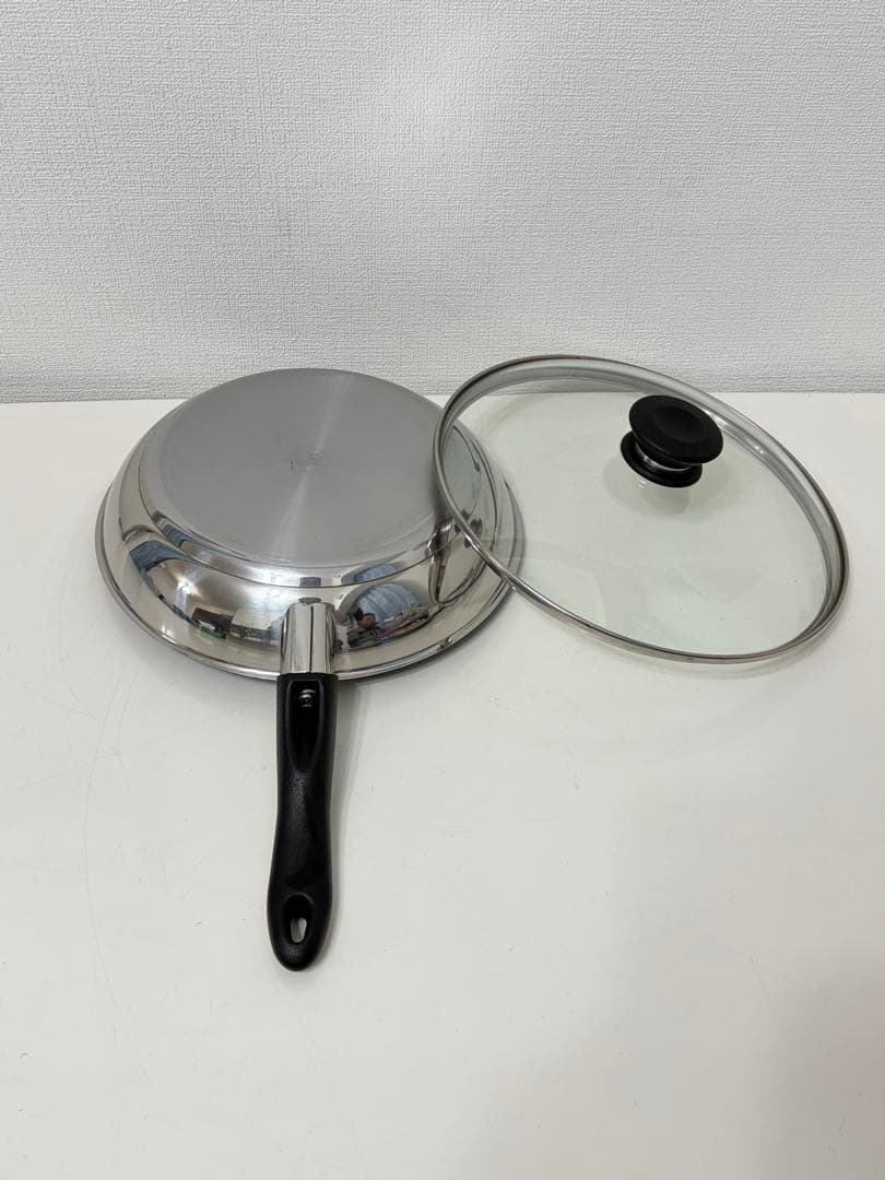 美品　アムウェイ ノンスティックフライパン インダクションレンジ対応