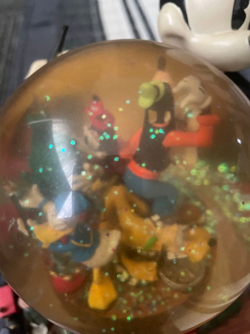 Disney スノードーム　ミッキーマウス