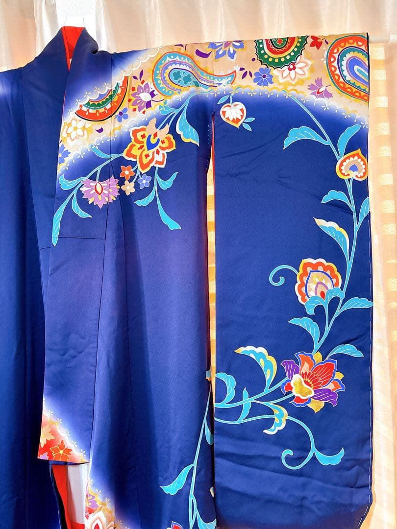 【華やかな色打掛と赤掛下の豪華２点セット】