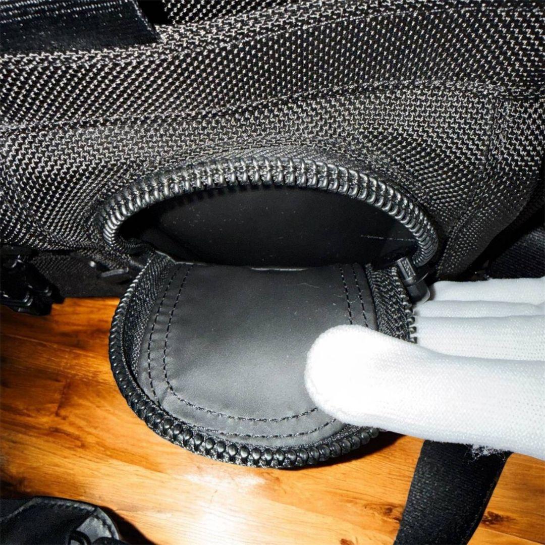 未使用級美品　TUMI トゥミ ビジネスバッグ　黒 ☆収納ポーチ付き