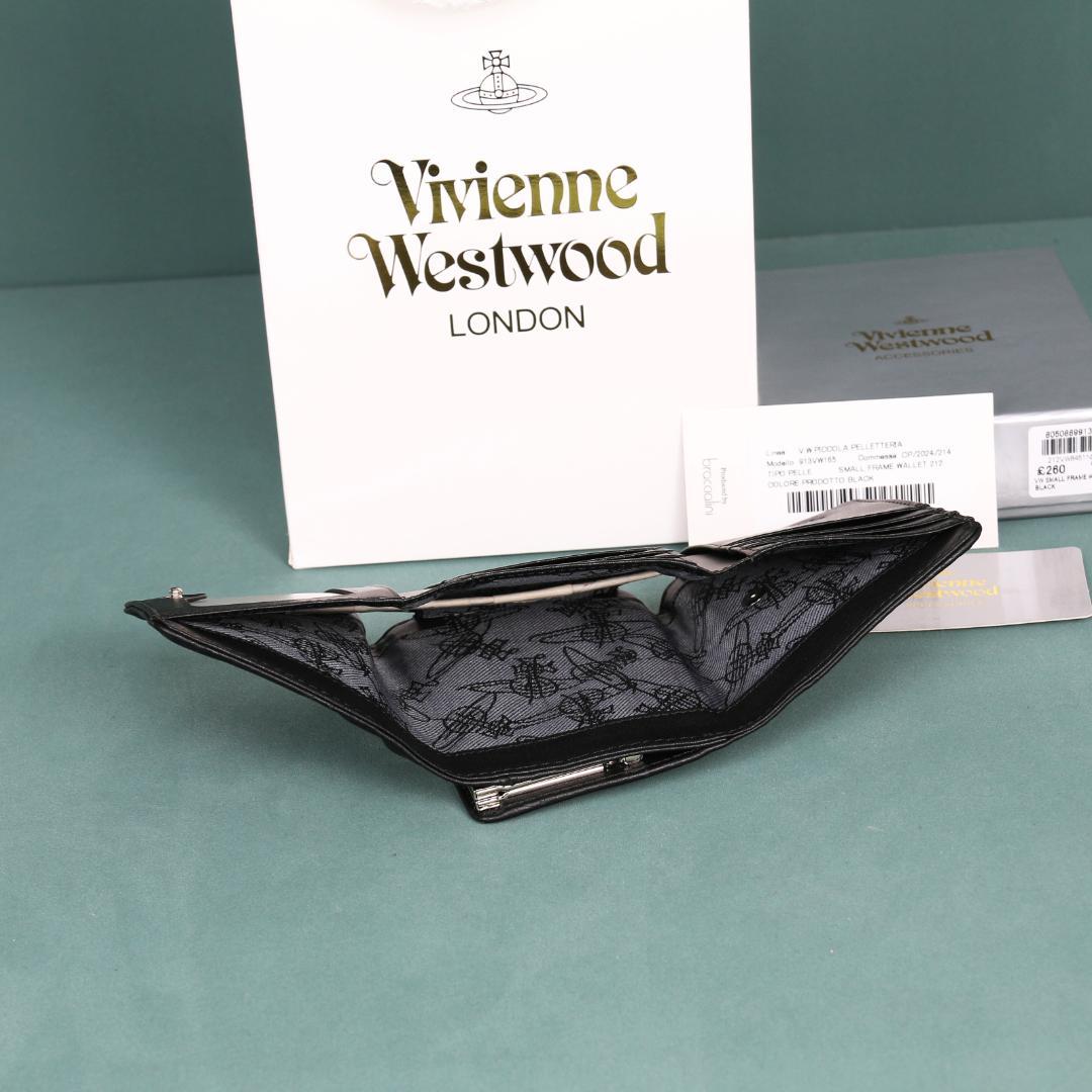 Vivienne Westwood ブラック名刺入れ　レディース　折りたたみ財布