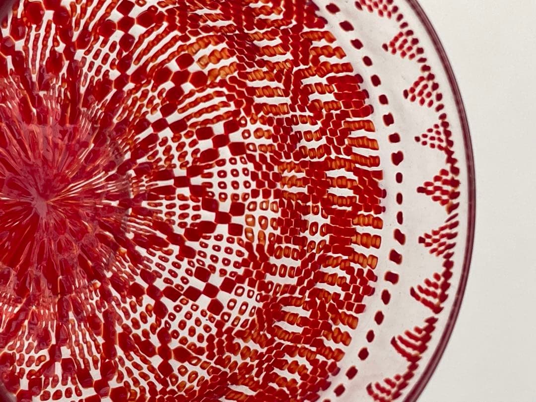 ガラス作家　江波冨士子　茜小紋　盃　酒器　硝子盃　小西潮　sake cup