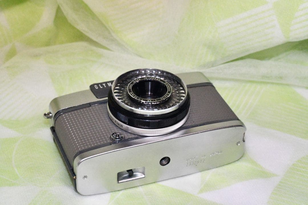 《動作品》OLYMPUS-PEN EES-2 a360