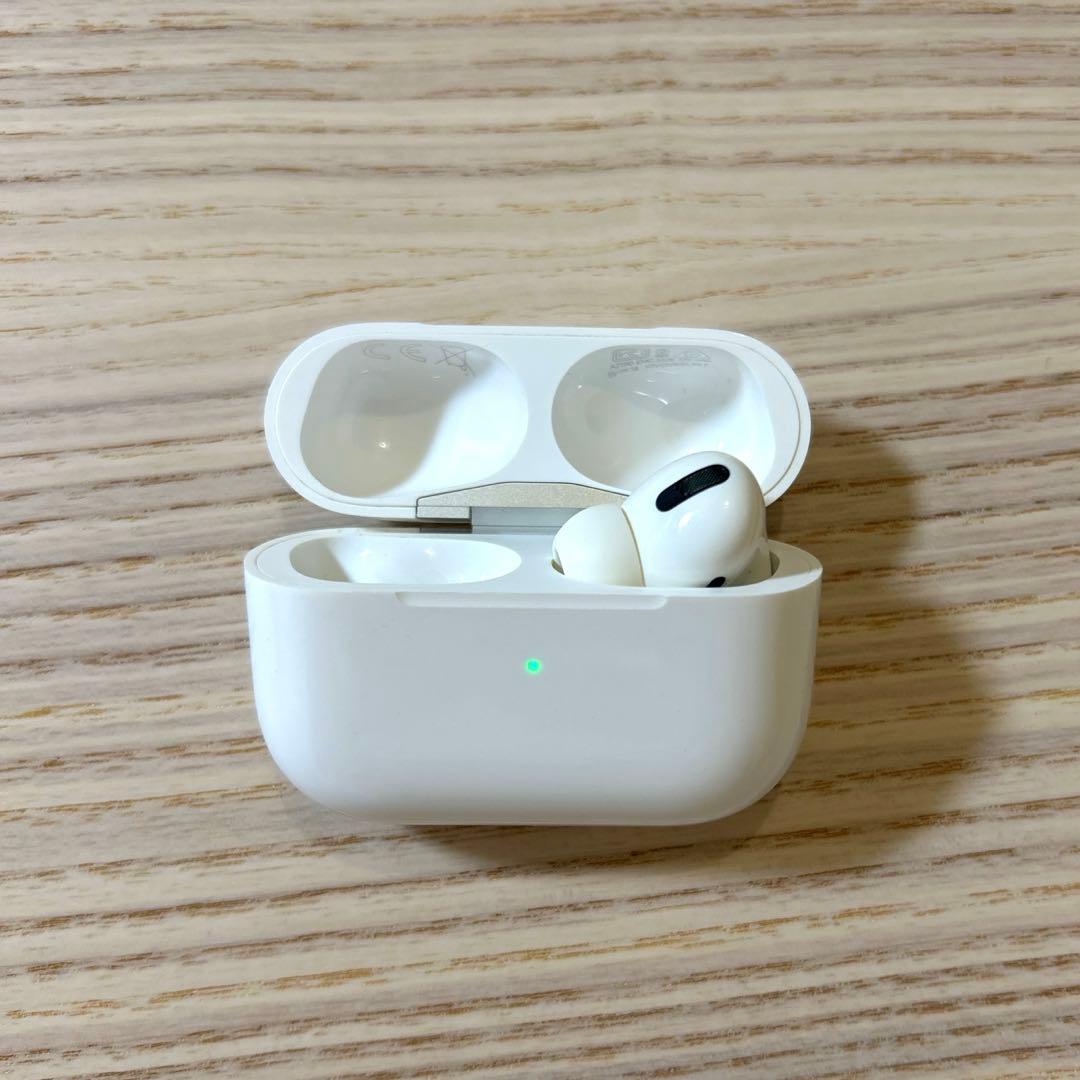 AirPods Pro 充電ケース付き ホワイト