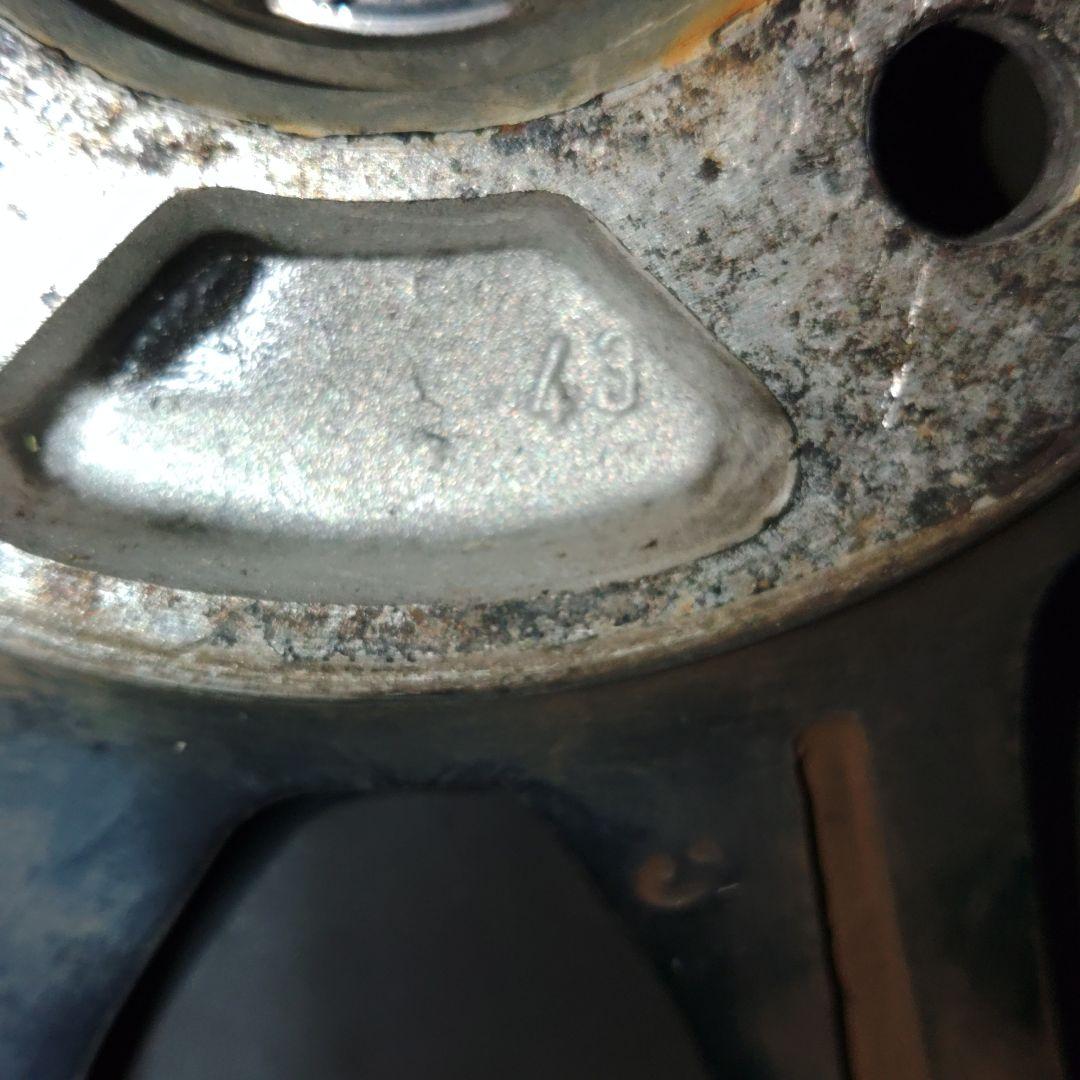 ①《軽四》１４の１００の４半Ｊ４穴　155/65R14　中古２本セット