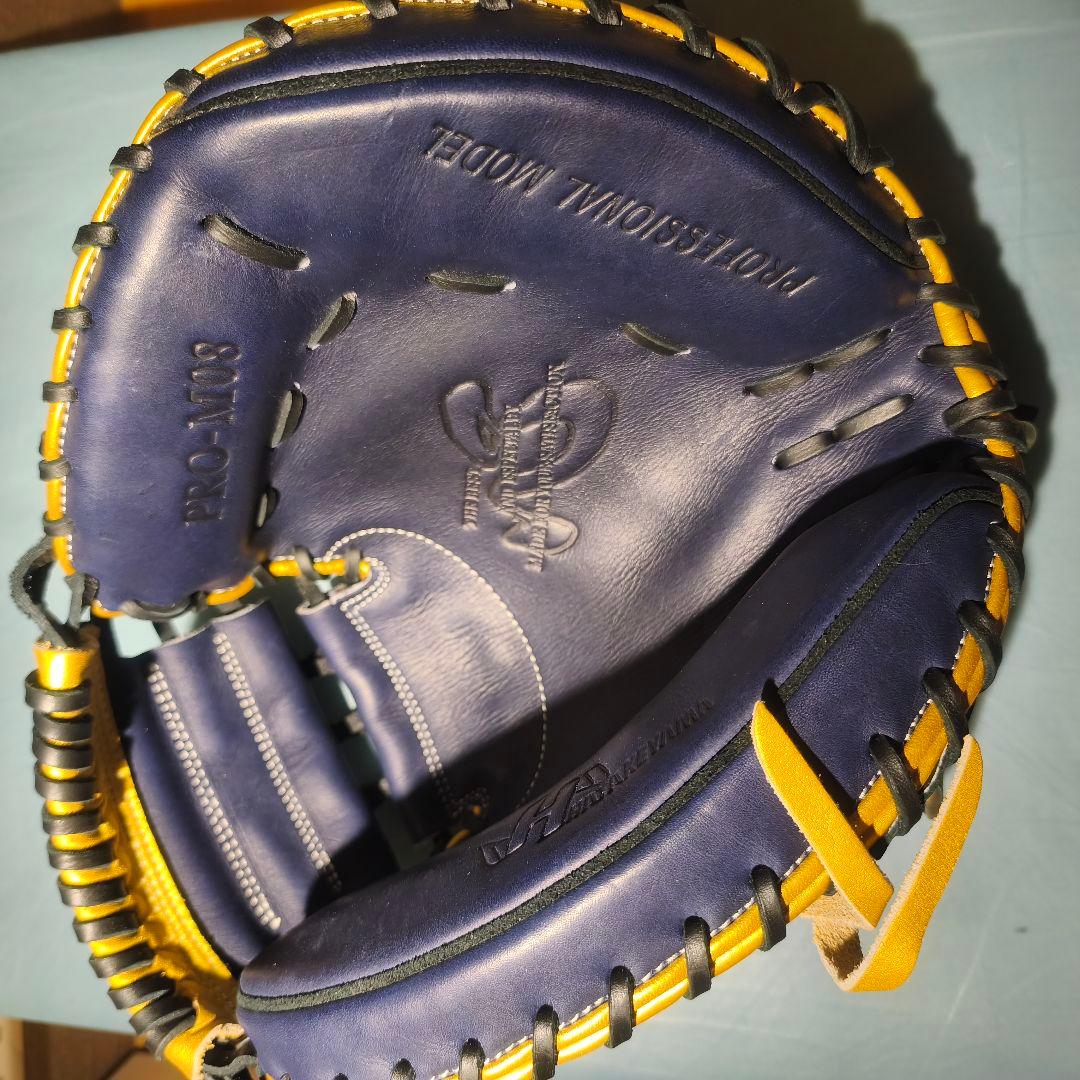 ​【入手困難・展示会限定】ハタケヤマ キャッチャーミット 2023PRO-M08