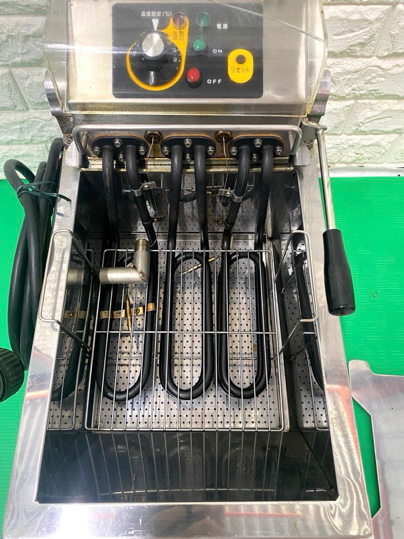 マルゼン 電気フライヤー(卓上型一槽式) MEF-8TE(旧MEF-8TD)