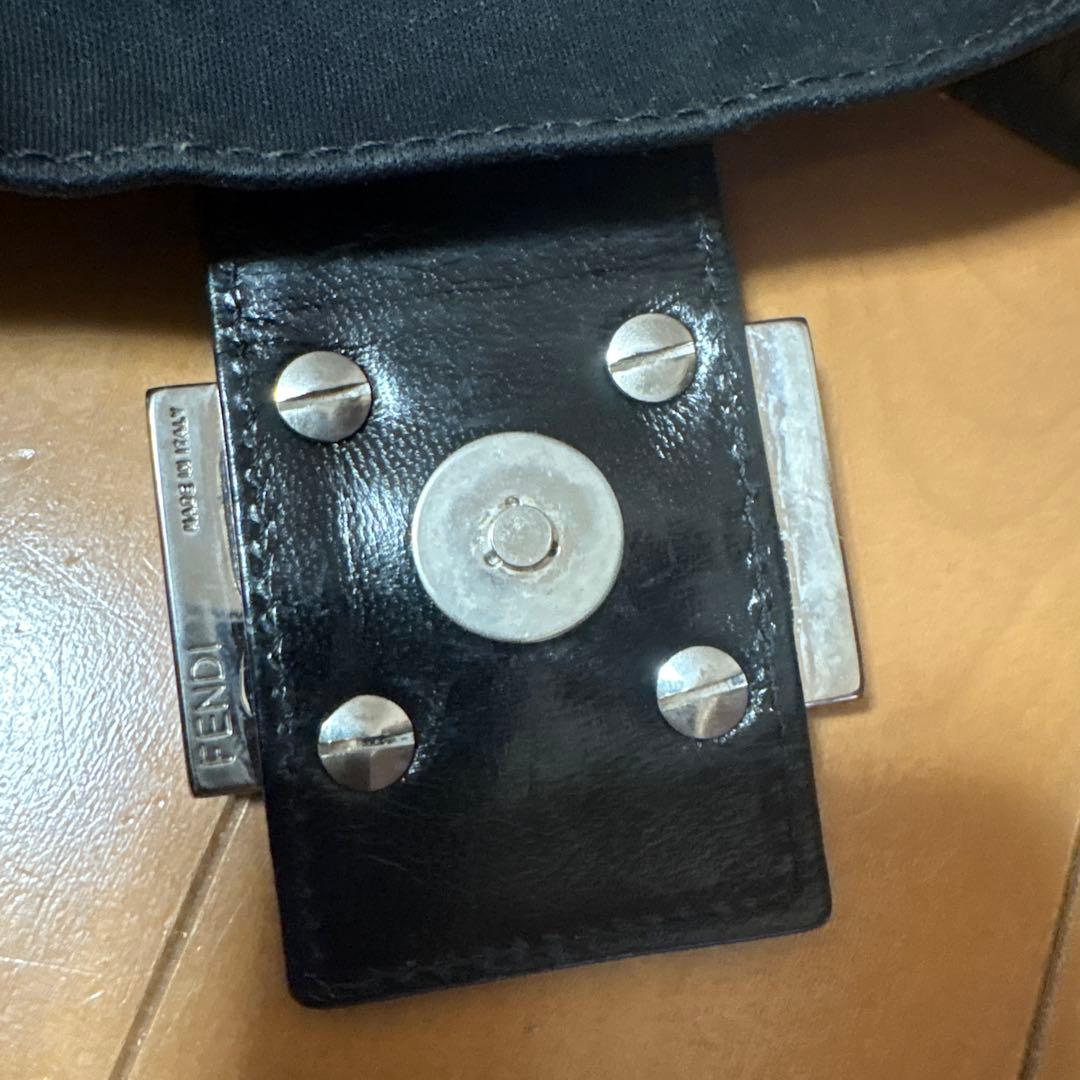 FENDI フェンディ　マンマバスケット　ショルダーバッグ　黒　ブラック