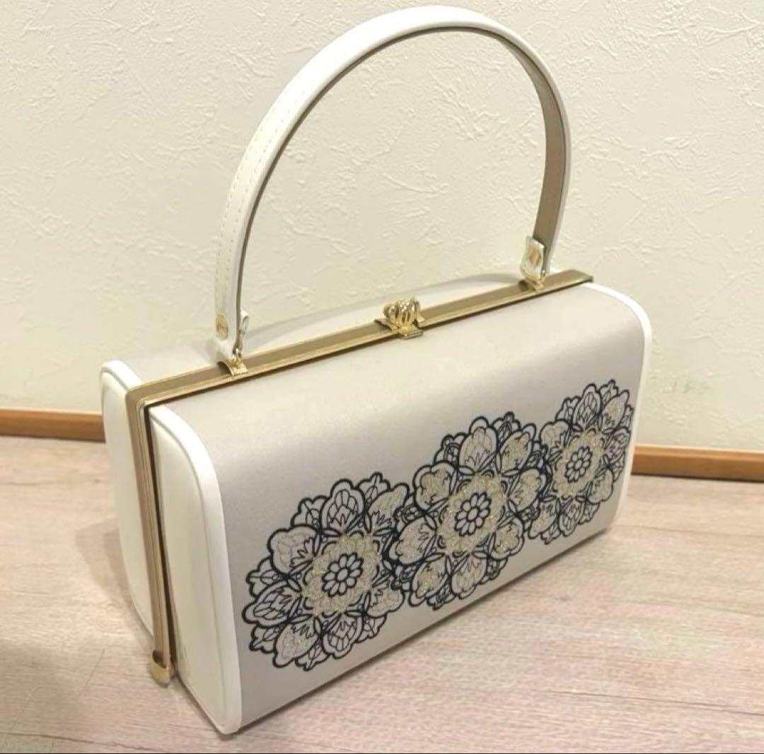 花柄刺繍 和装用バッグと下駄セット
