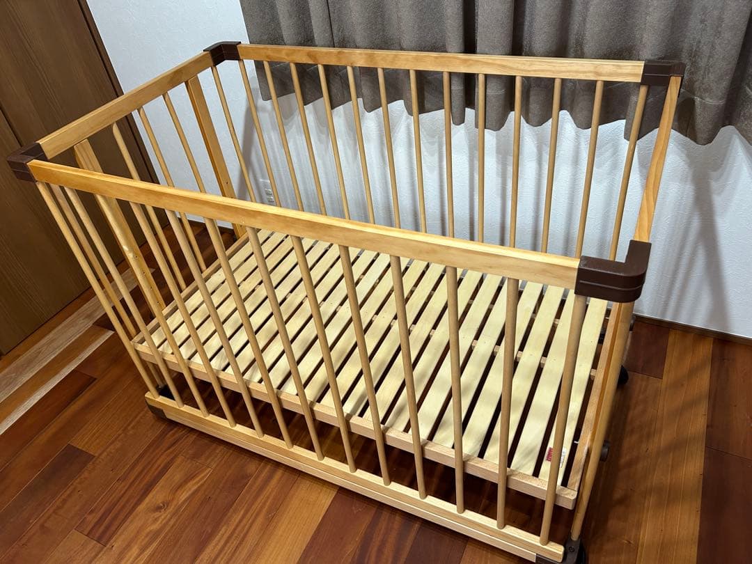 ファルスカベッドサイドベッド03 ナチュラル125長さ x 75幅 x 90高さ