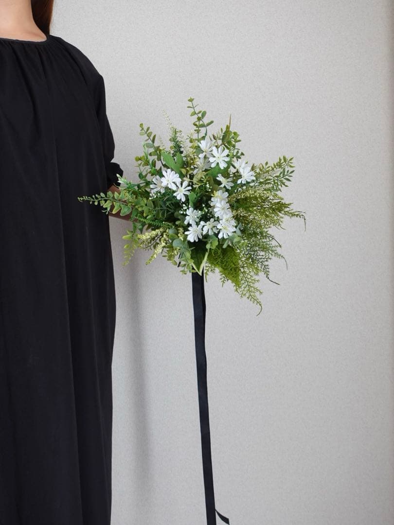 ホワイト×グリーンのナチュラルブーケ　アーティフィシャルフラワー　結婚式　前撮り