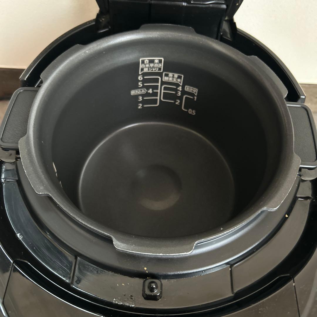 CUCHEN Premium 5.5合炊飯器