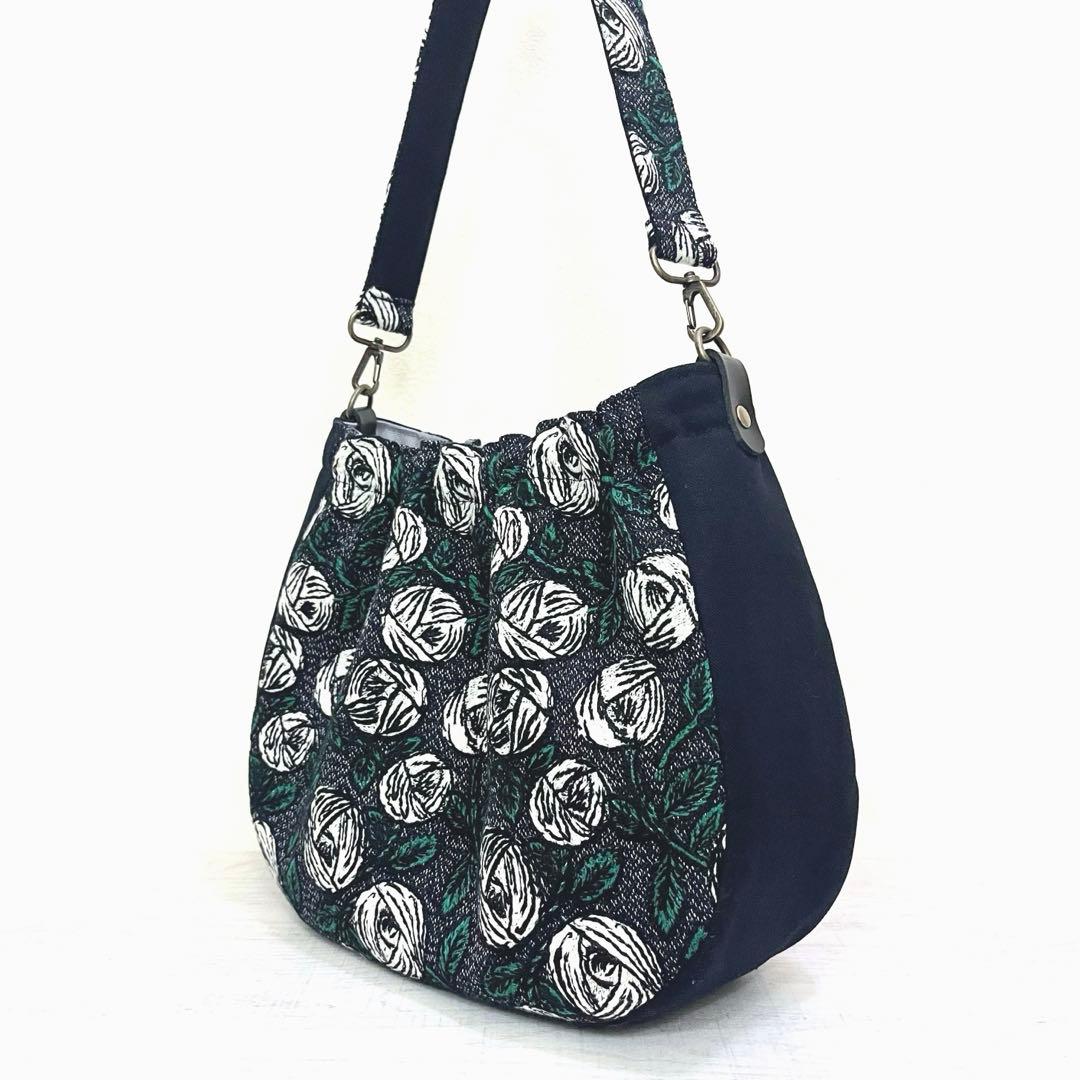 ミナペルホネン　ハンドメイド　ショルダーバッグ　rosyネイビー