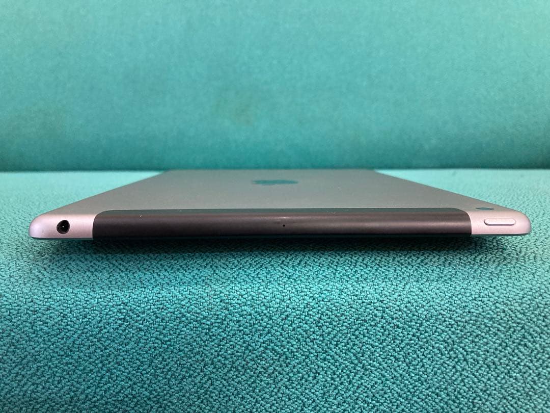 ③ iPad 第6世代 Wi-Fi Cellular 128GB シルバー