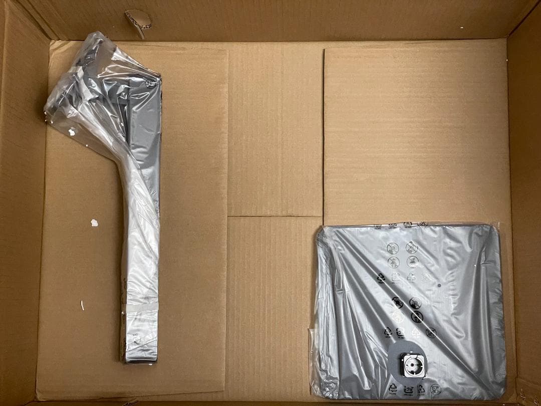 LG 28MQ750-C 2560×2880 ディスプレイ 920時間