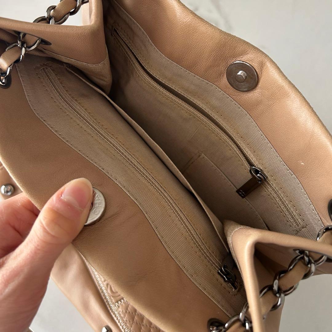 シャネル チェーンバッグ