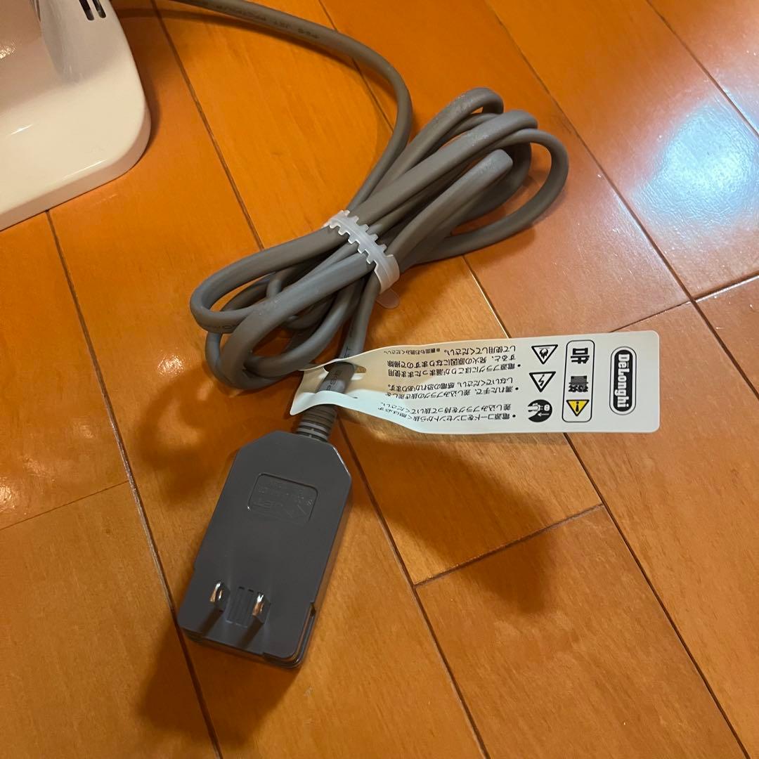 DeLonghi NJ0505E オイルヒーター