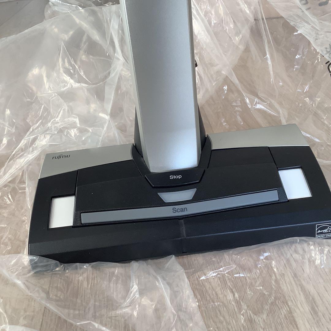 Fujitsu ScanSnap SV600 スキャナー