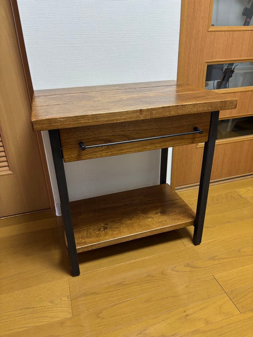 ACME Furniture / アクメファニチャー　エンドテーブル