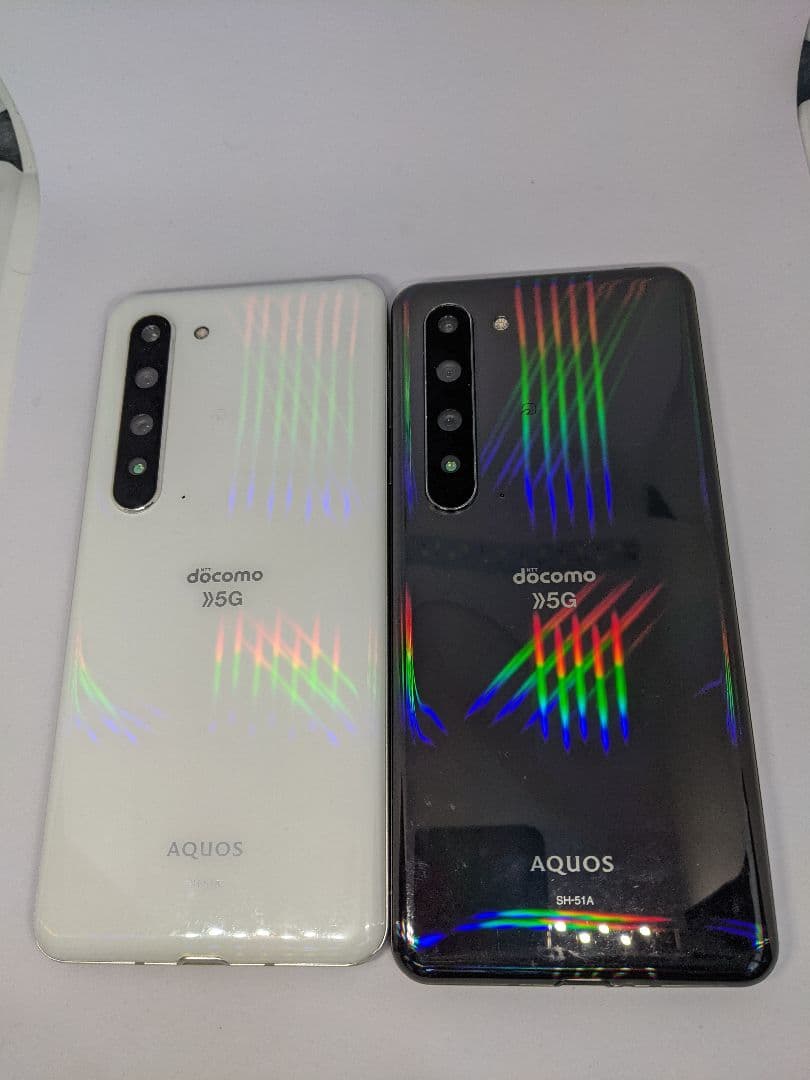 AQUOS R5G SH-51A android12 Simトレイなし2台