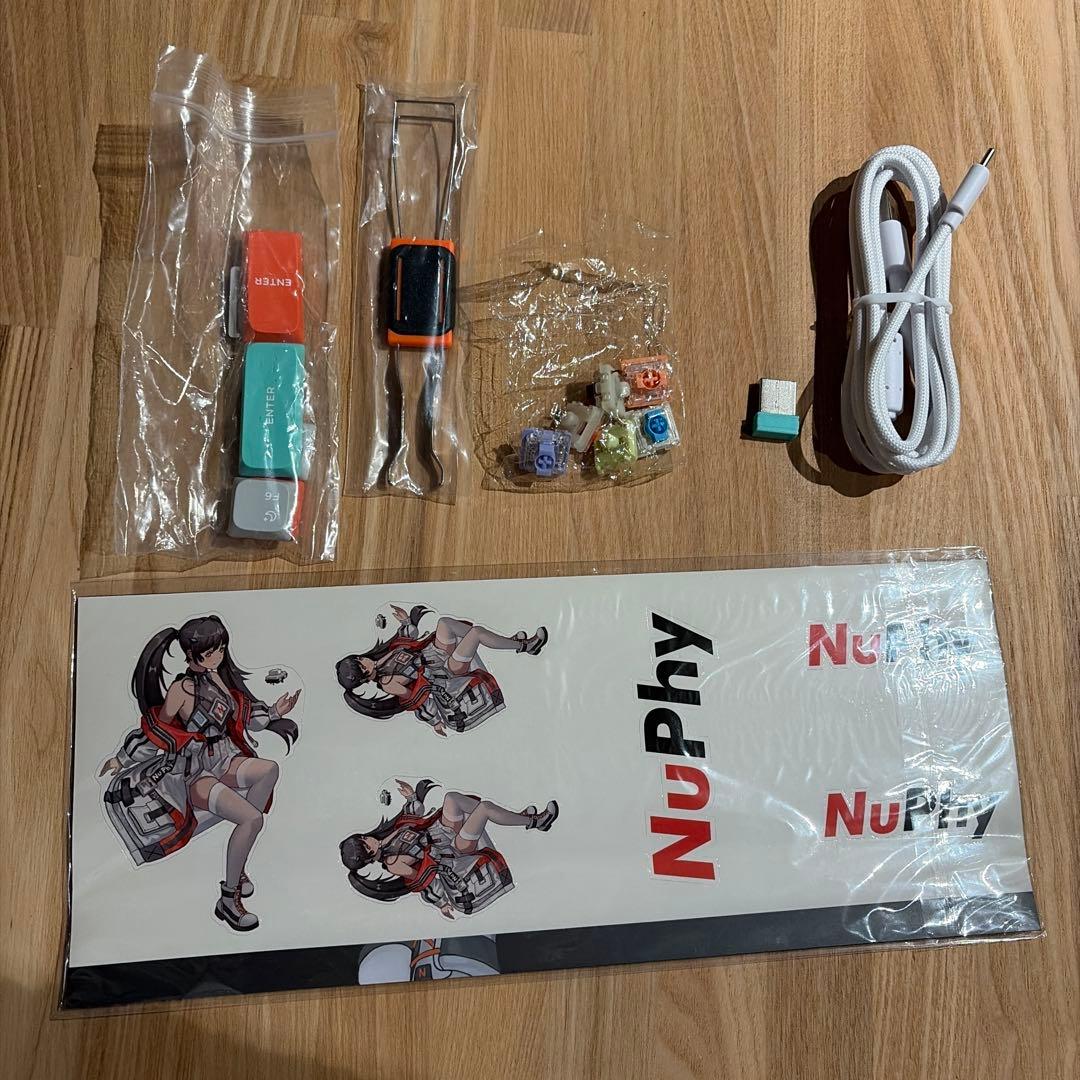 NuPhy AIR96 リストレスト キーキャップ付き
