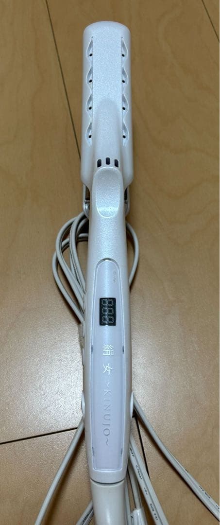 絹女 KINUJO ストレートアイロン 中古