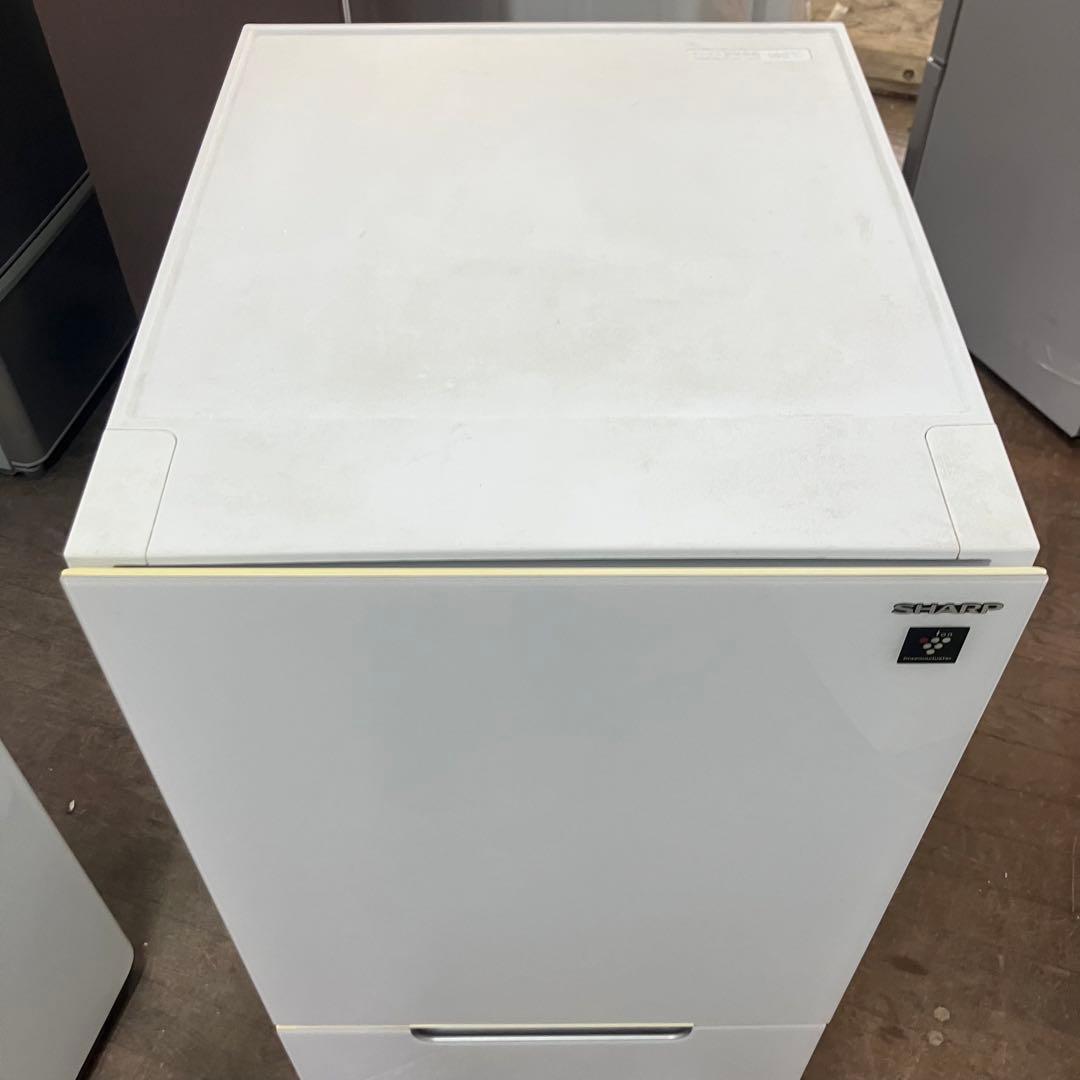 244 SHARP 最新モデル2021年製　ガラスパネル　2ドア冷蔵庫　152L