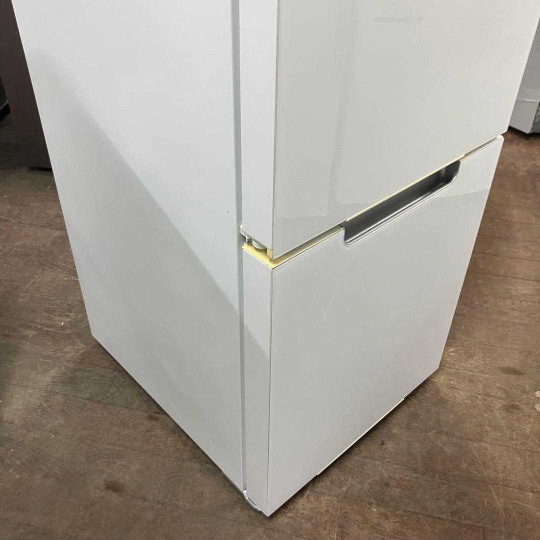 244 SHARP 最新モデル2021年製　ガラスパネル　2ドア冷蔵庫　152L