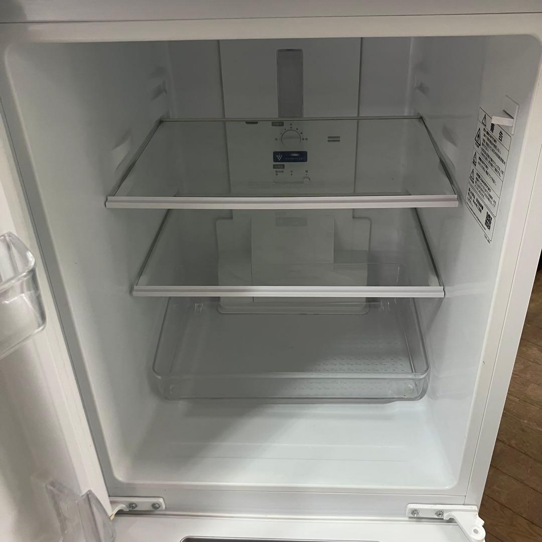 244 SHARP 最新モデル2021年製　ガラスパネル　2ドア冷蔵庫　152L