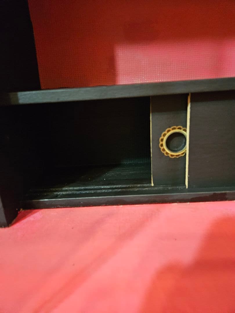 ショーケース　飾り棚　ガラス　引き出し　ブラックピンク　木製　ラック　昭和レトロ