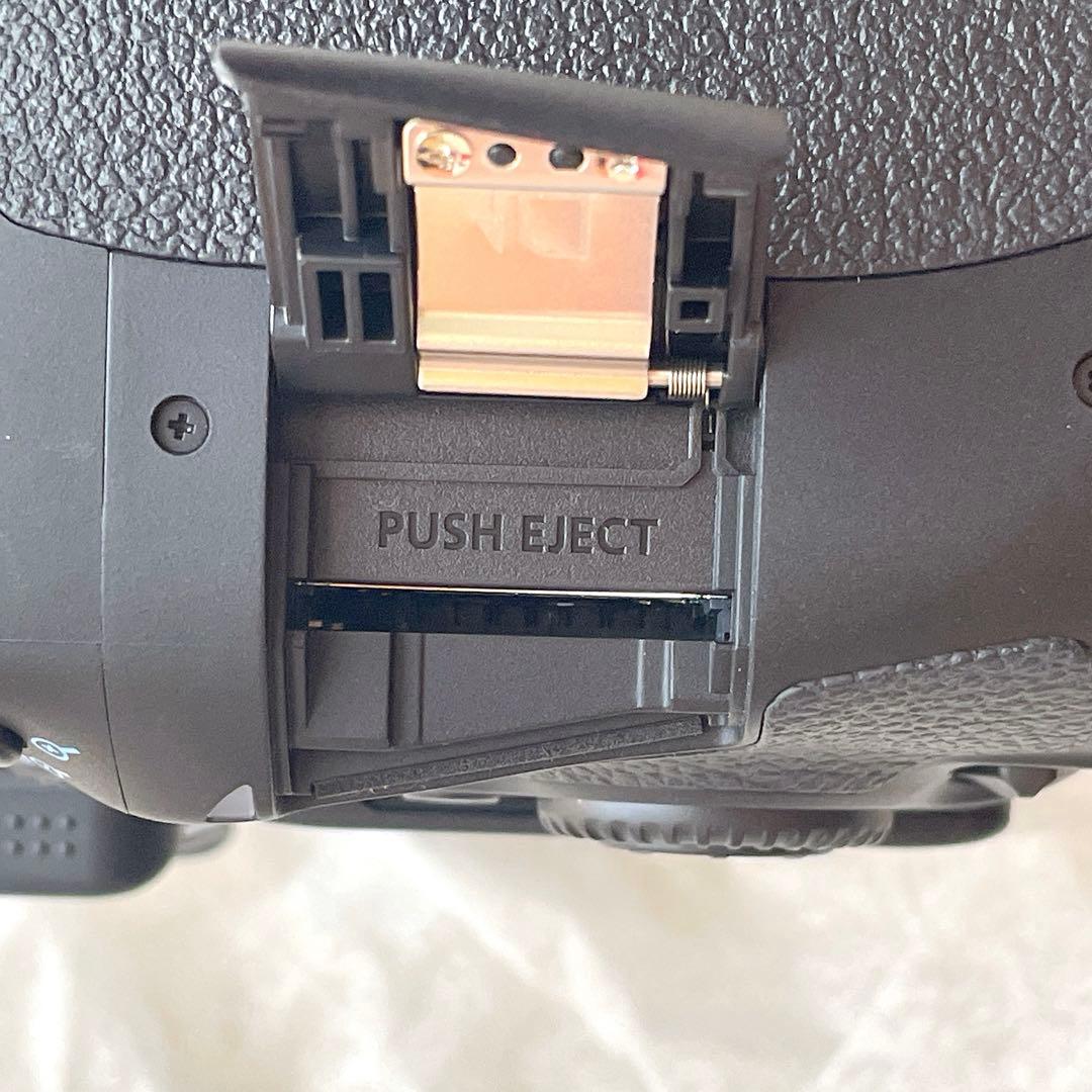 美品 Canon デジタル一眼 EOS 80D ボディ 付属品