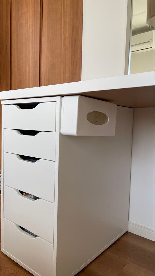 ホワイト木製ドレッサー・鏡台　IKEA