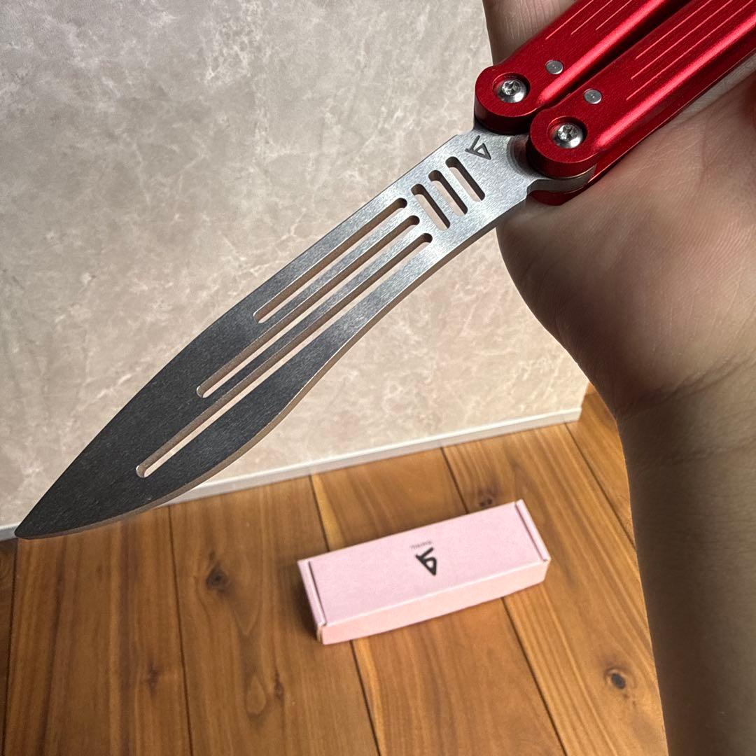 SVIX zephyr v4.5 バタフライナイフトレーナー