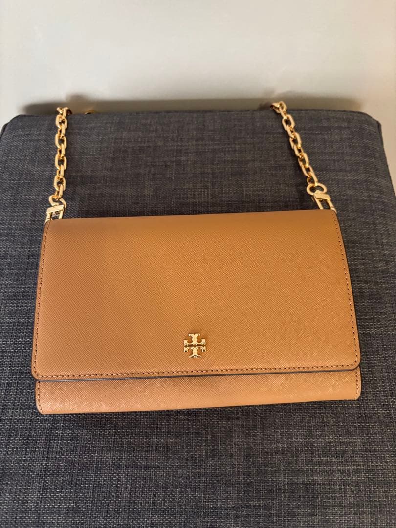 新品　トリーバーチ　ショルダーバッグ ゴールドチェーン