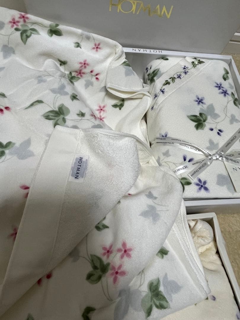 AAA様　MAX MATERIA ホットマン HOTMAN バスタオル　4枚