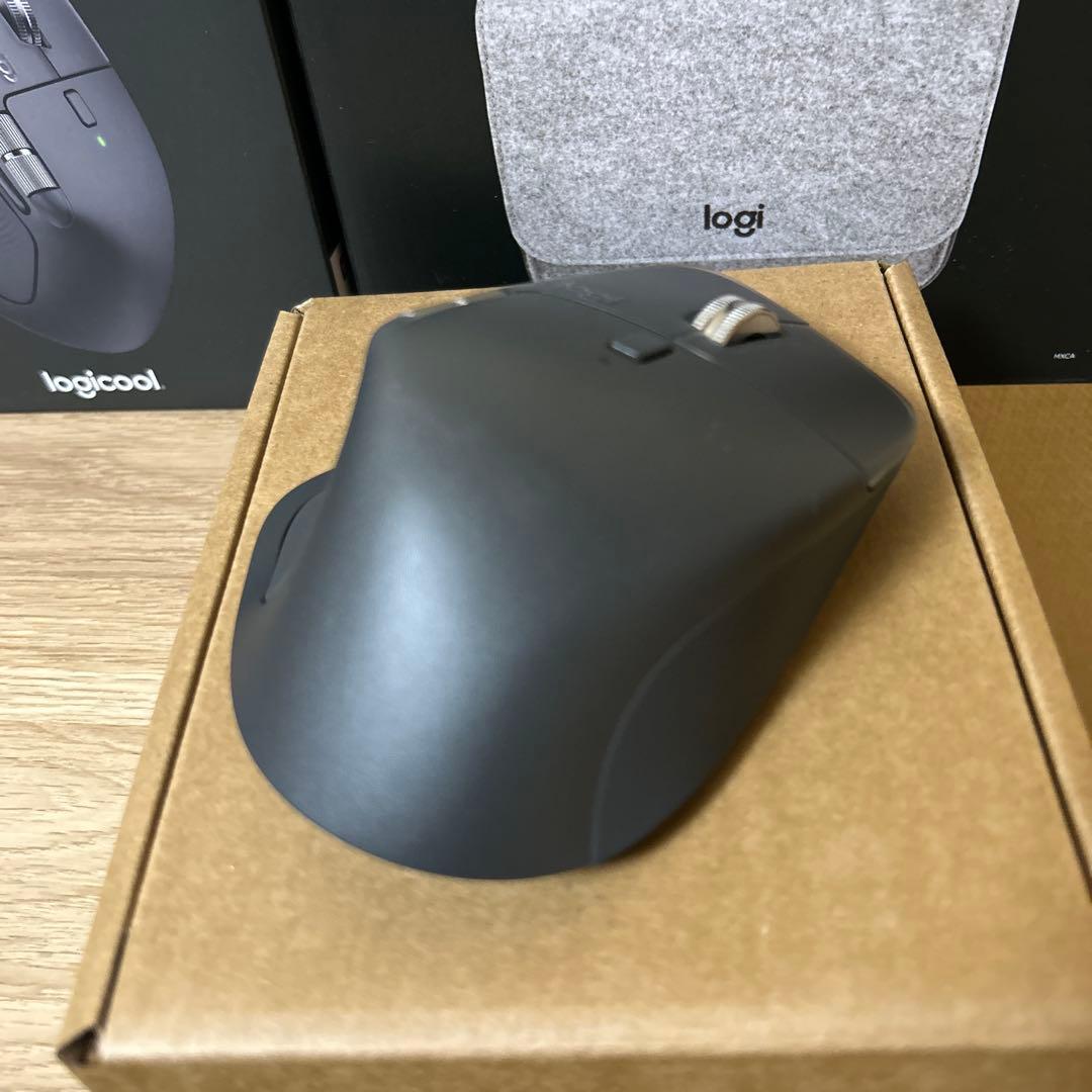 logicool MX MASTER 4 本体 + ケース＋ USB-Aドングル