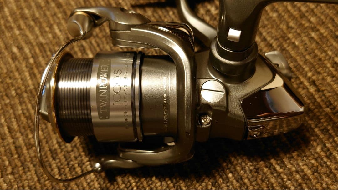 希少超美品 シマノ 02ツインパワー1000SDH 夢屋 ステラ カーディフ