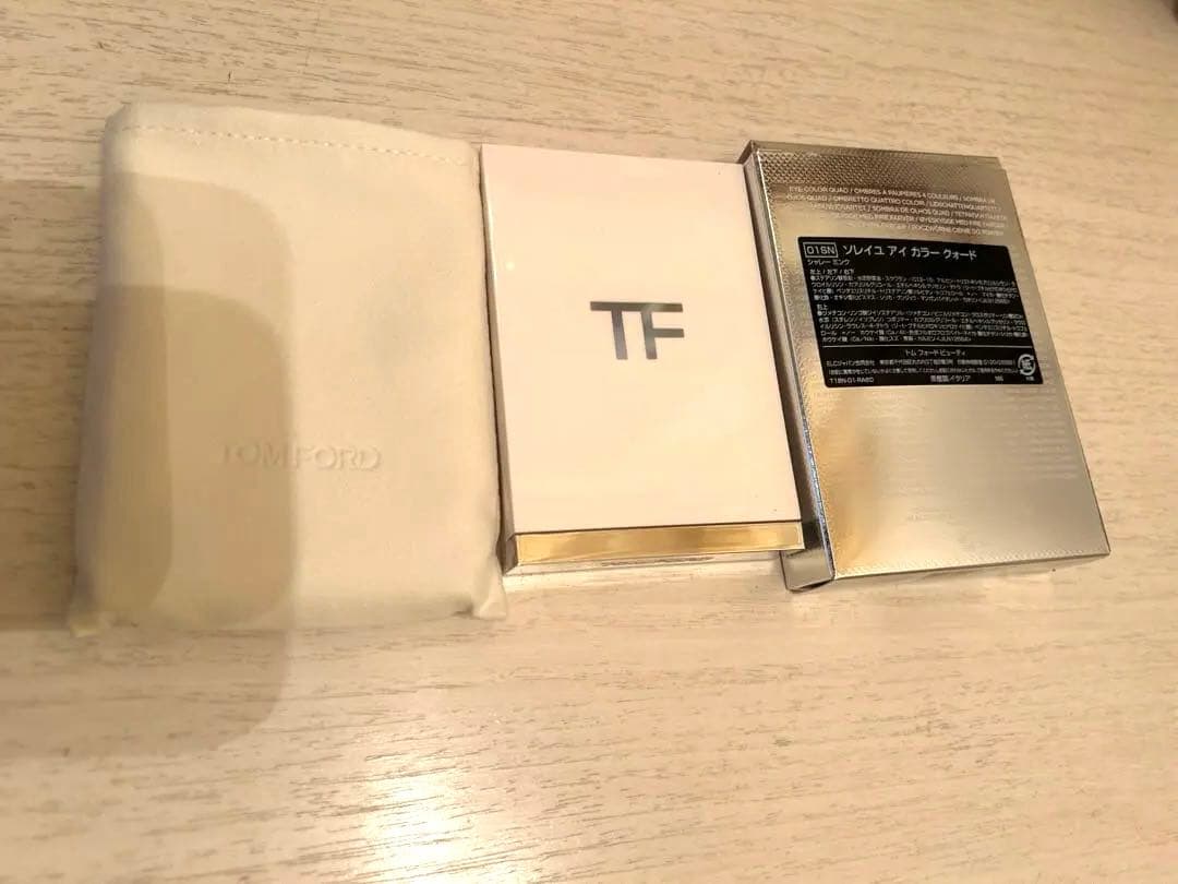 シャレーミンク　ソレイユアイカラークォード　限定トムフォード