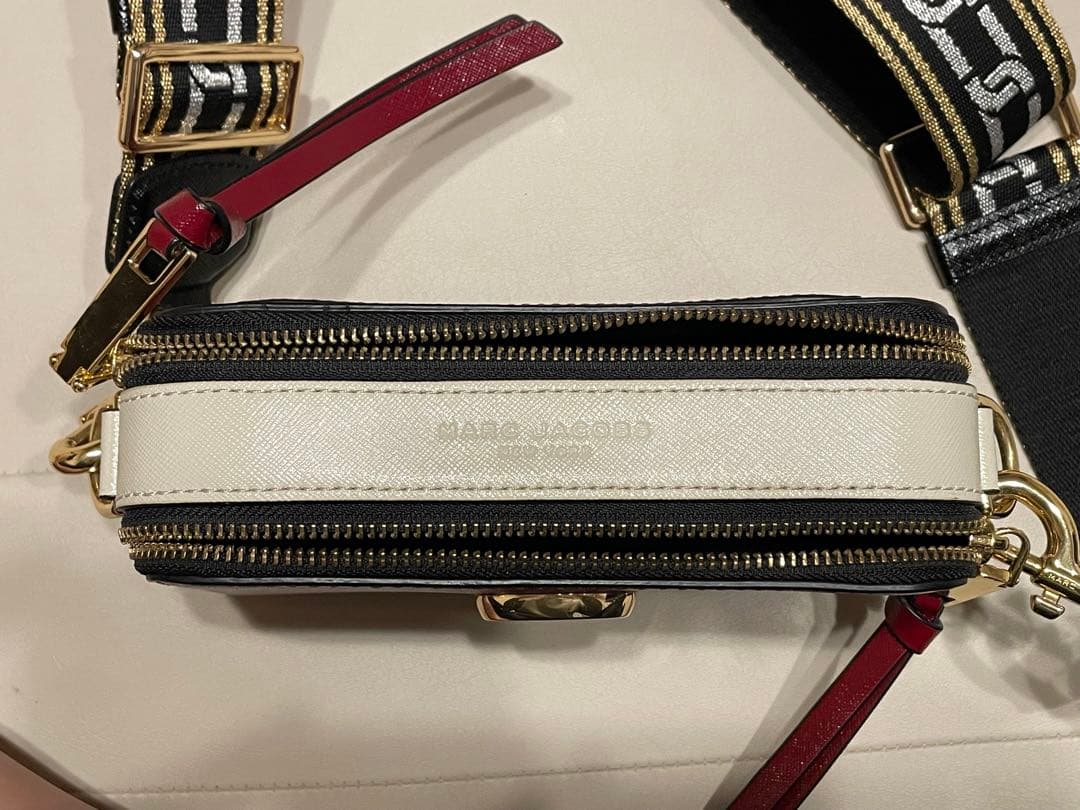 MARC JACOBS バーガンディ ショルダーバッグ