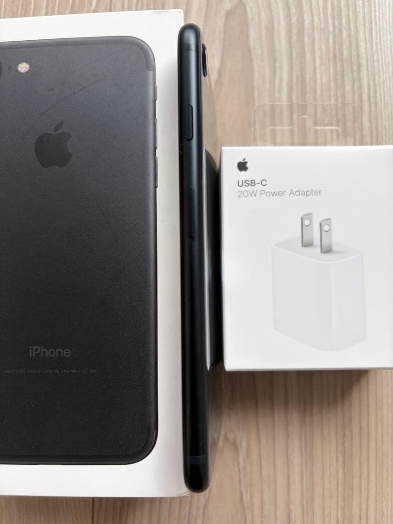 iPhone SE第三世代　ミッドナイト128GB SIMロックなし